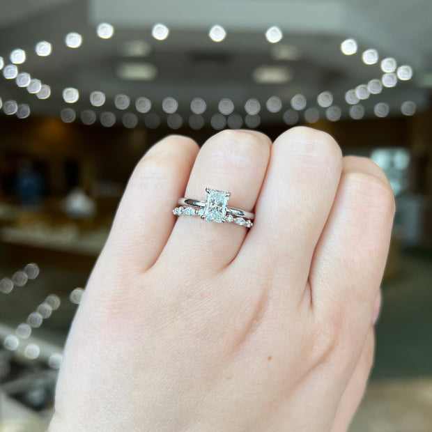 14K White Gold 0.31ct Alternating Round & Marquise Diamond Single Prong Band. Bichsel Jewelry in Sedalia, MO. Shop stackable rings and wedding bands online or in-store!